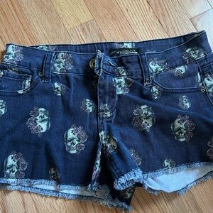 $15 each red Simple’s, black n white music notes, blue jeans skulls.. like new